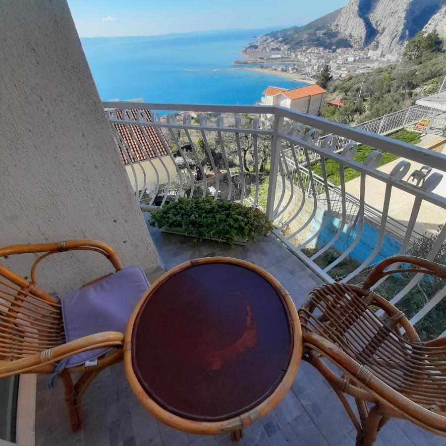 אומיס Apartments Milina מראה חיצוני תמונה
