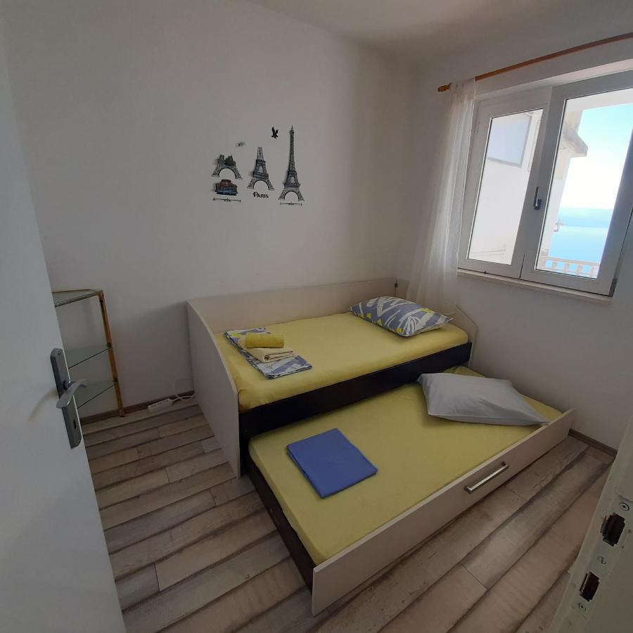 אומיס Apartments Milina מראה חיצוני תמונה