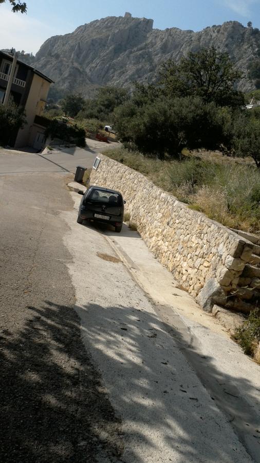 אומיס Apartments Milina מראה חיצוני תמונה