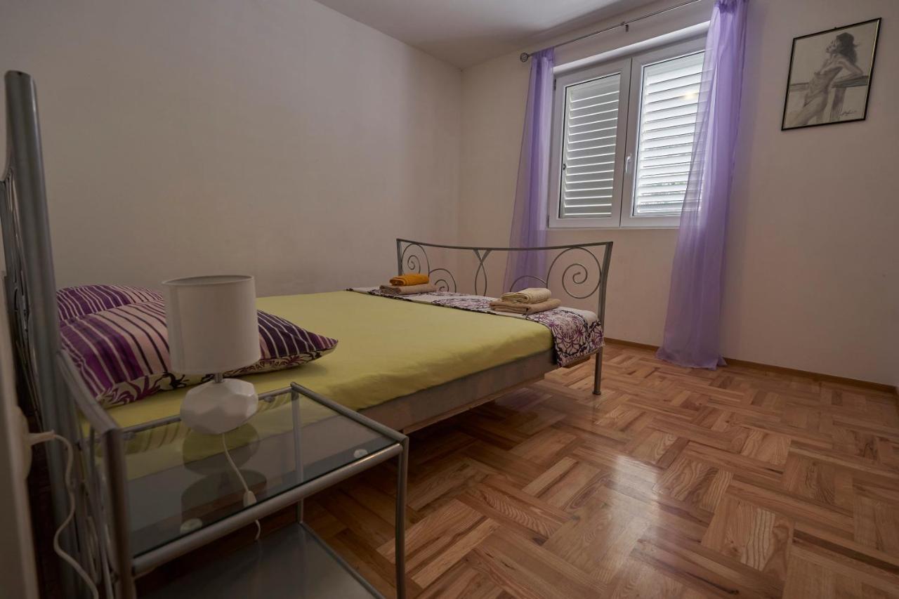 אומיס Apartments Milina מראה חיצוני תמונה